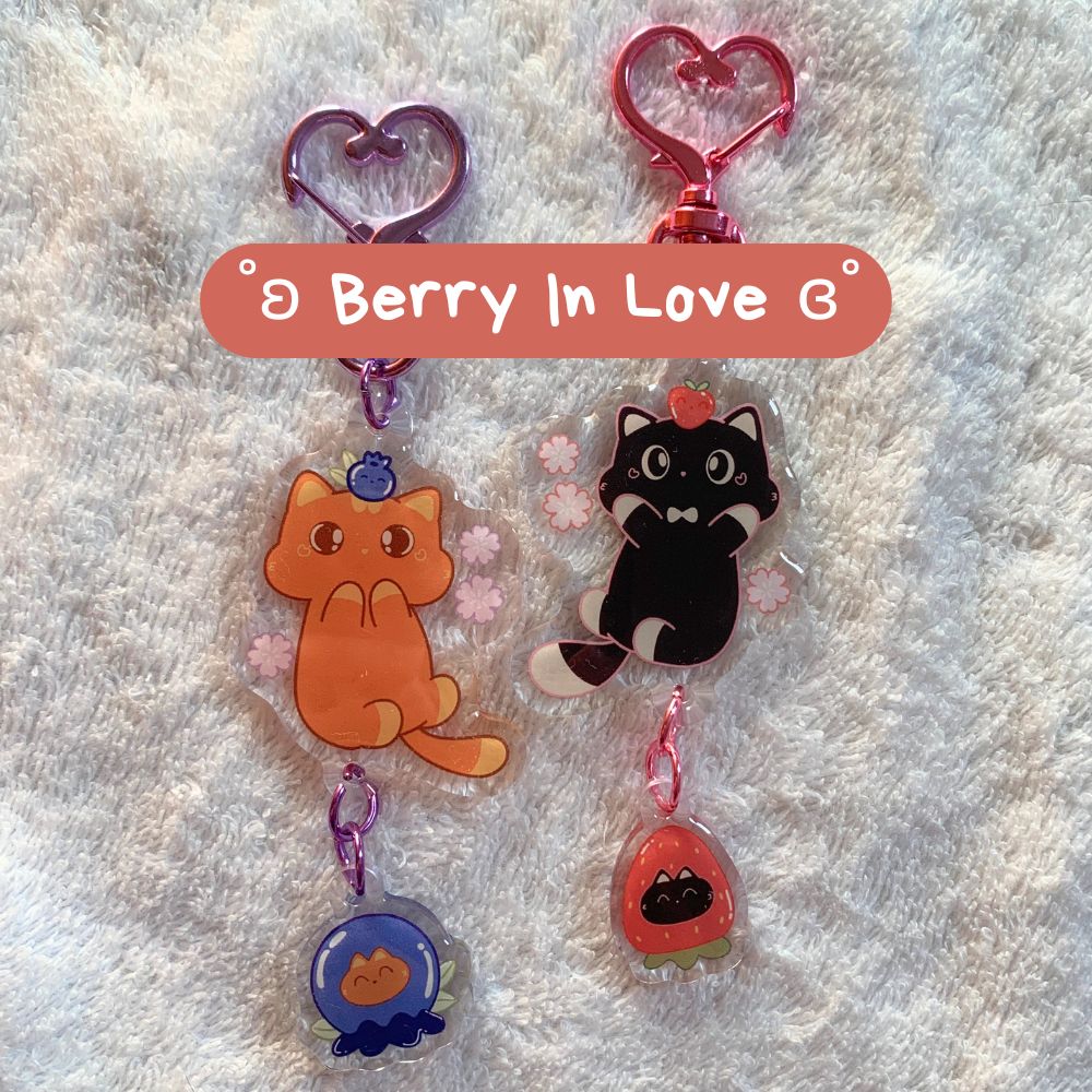 Berry In Love 🫐 🍓 Matching Dangling Keychain